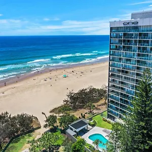 **** Aparthotel One The Esplanade On Surfers Paradise Australia